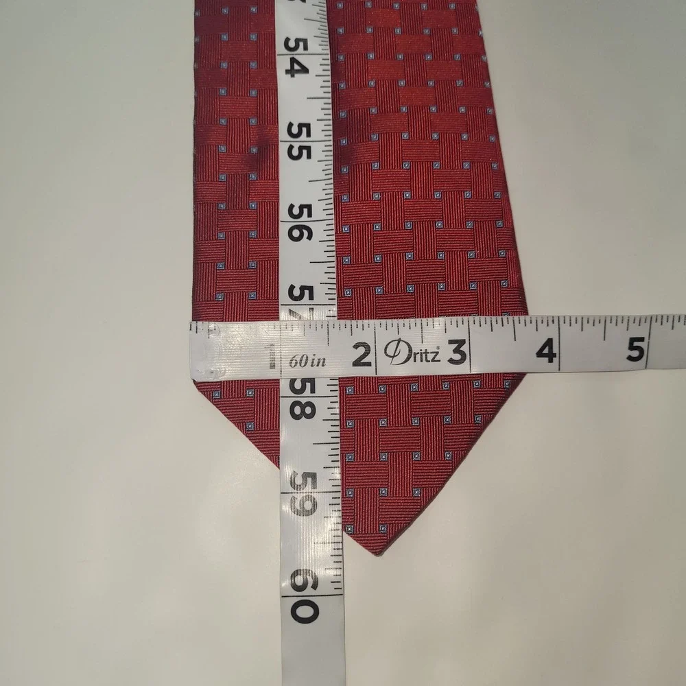 Brooks Brothers elegant woven